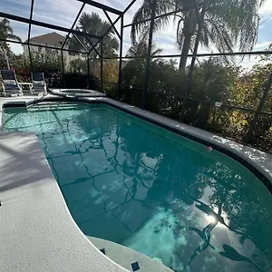 sweet-4-bedroom-3-bath-pool-spa-home.davenporthotels.org/